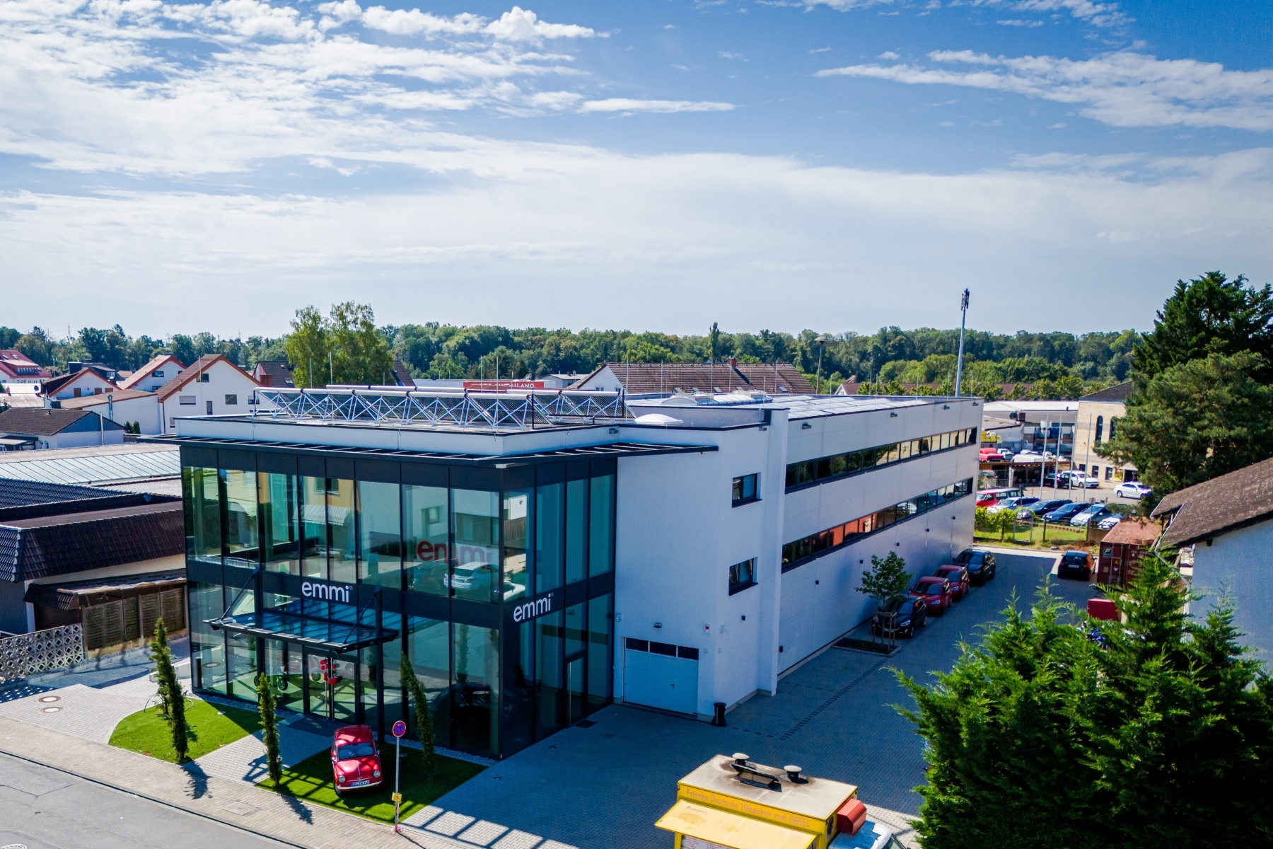 Produktionshalle mit Büro