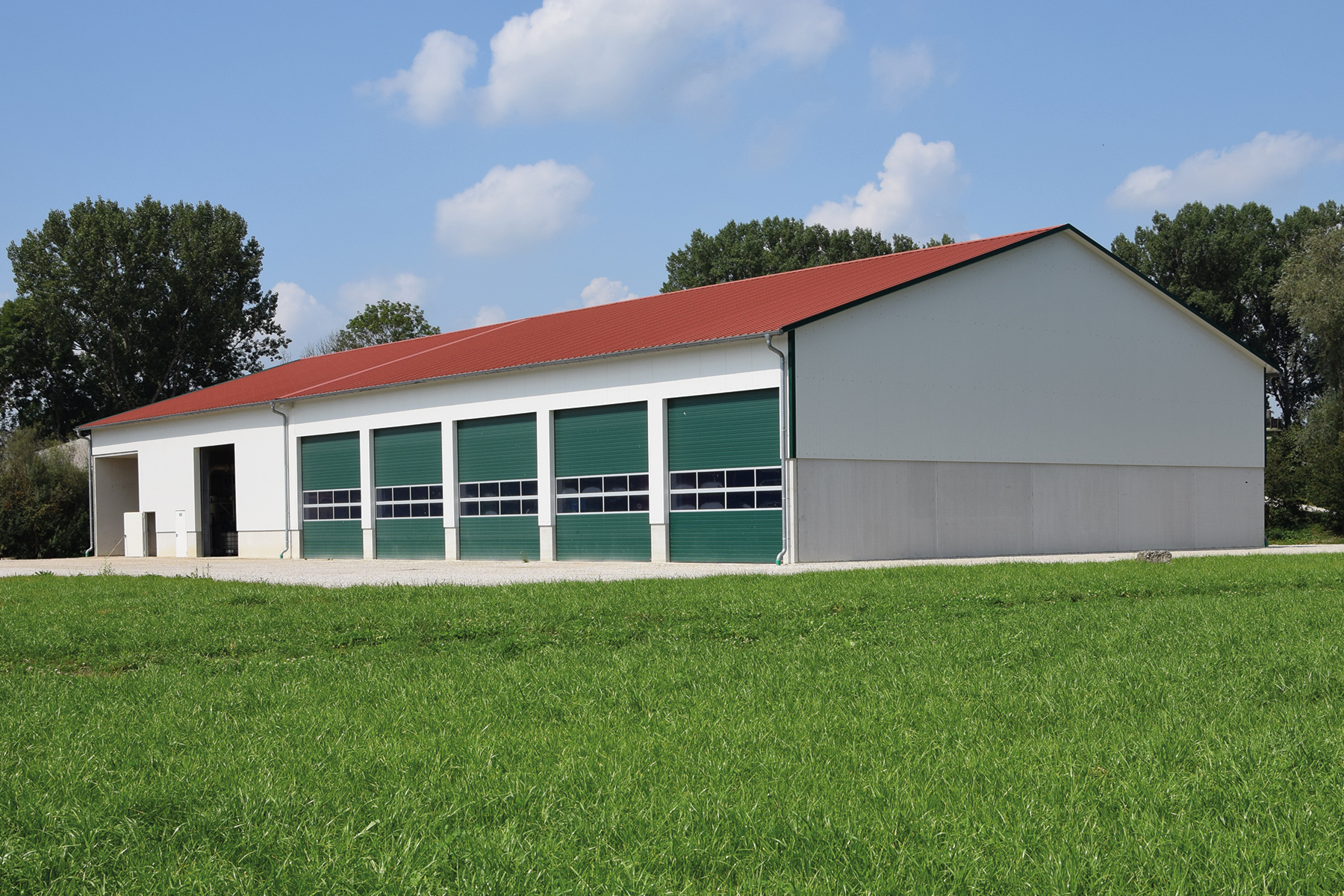 Maschinen- und Bergehalle