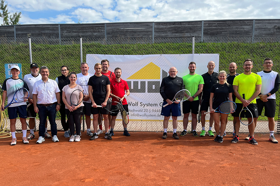 Teilnehmer beim Wolf Tennis 26