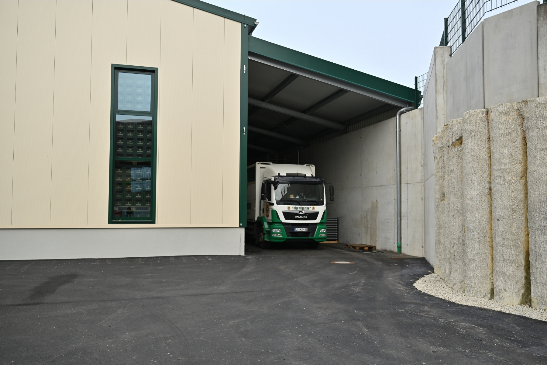Logistikhalle