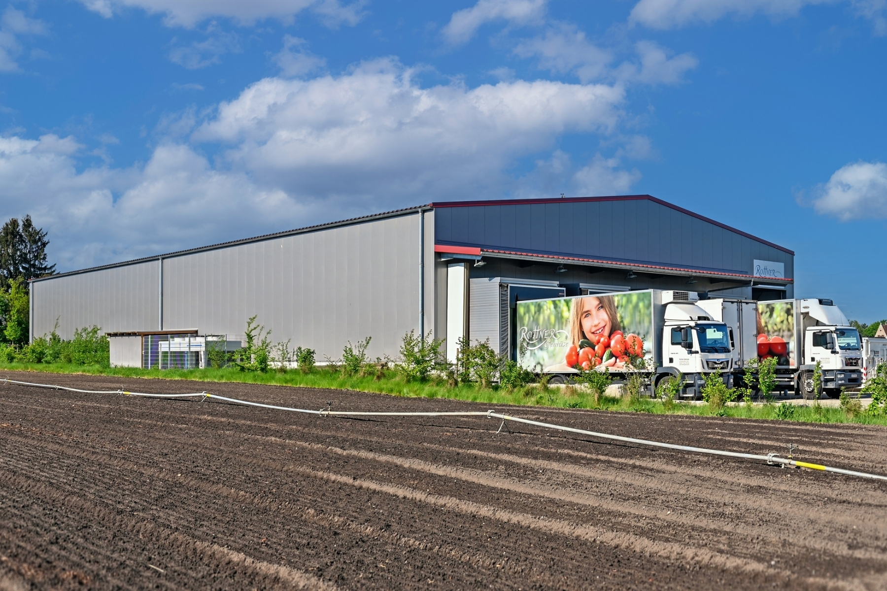 Logistikhalle Produktionshalle mit Büro