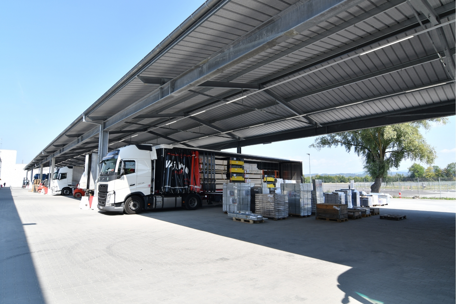 Logistikhalle