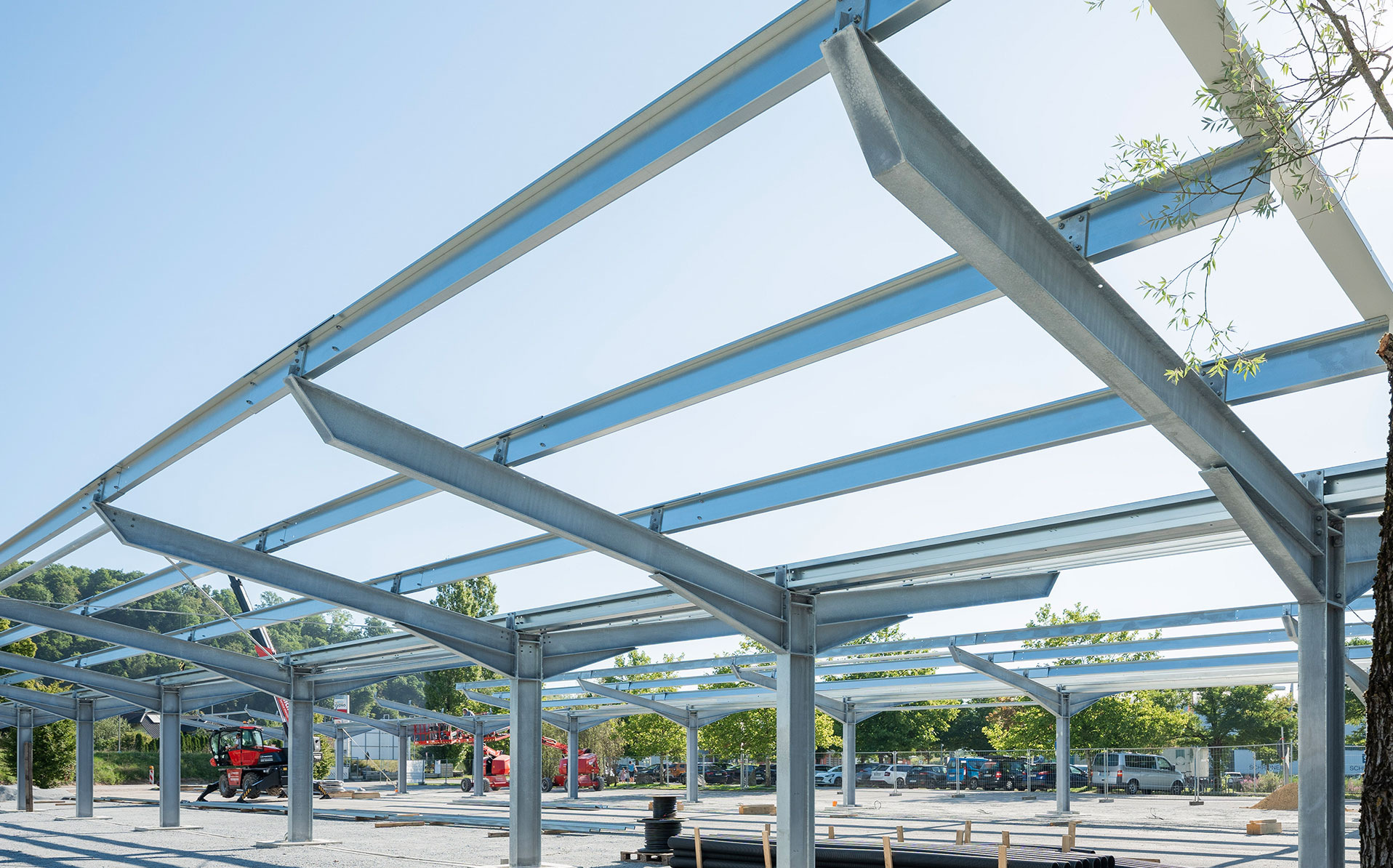 Parkplatzüberdachung