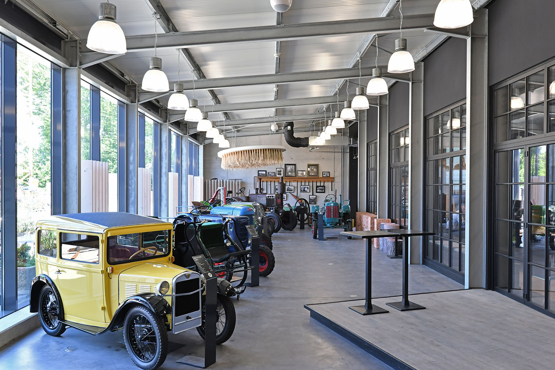 Lagerhalle für Baugeraete
