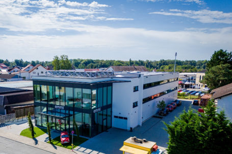 Produktionshalle mit Büro