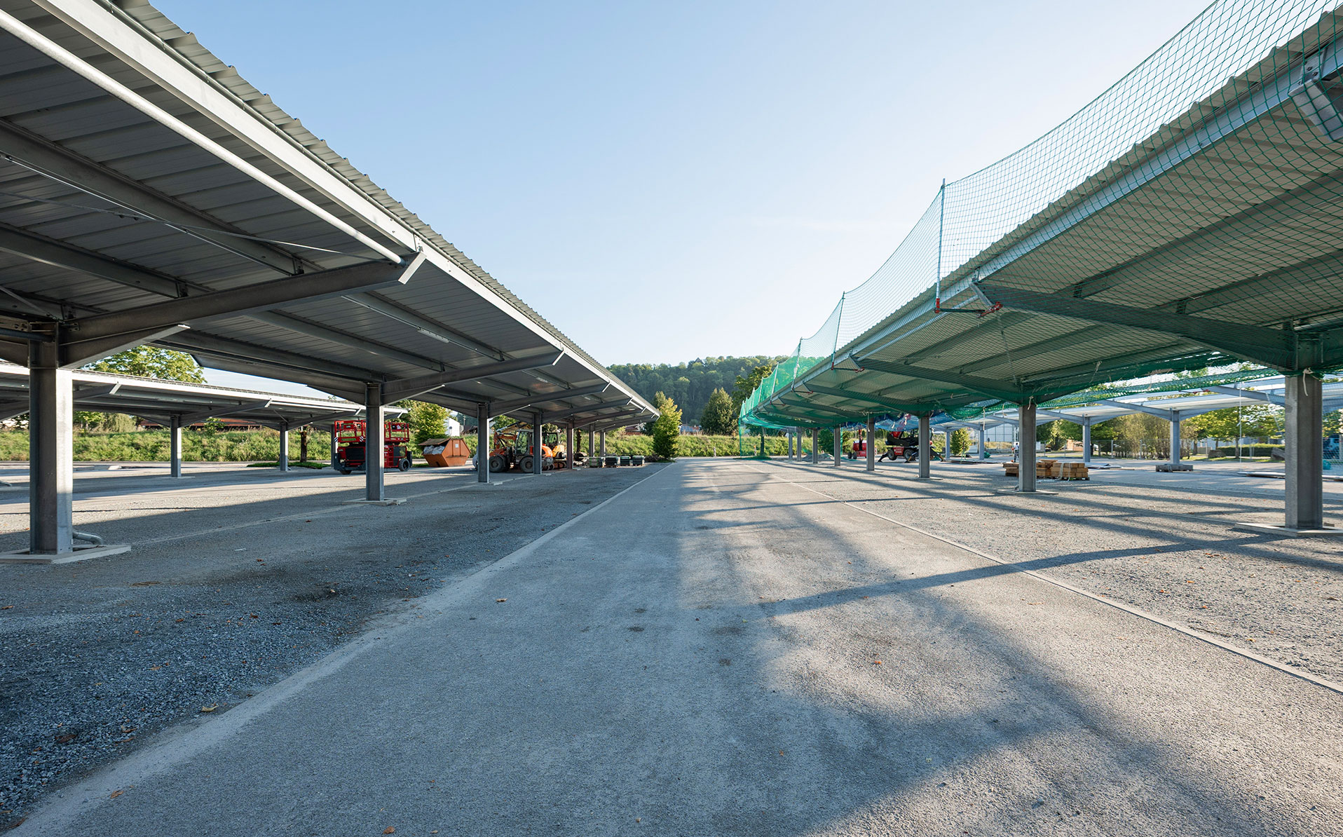 Hallenbau mit Wohnung